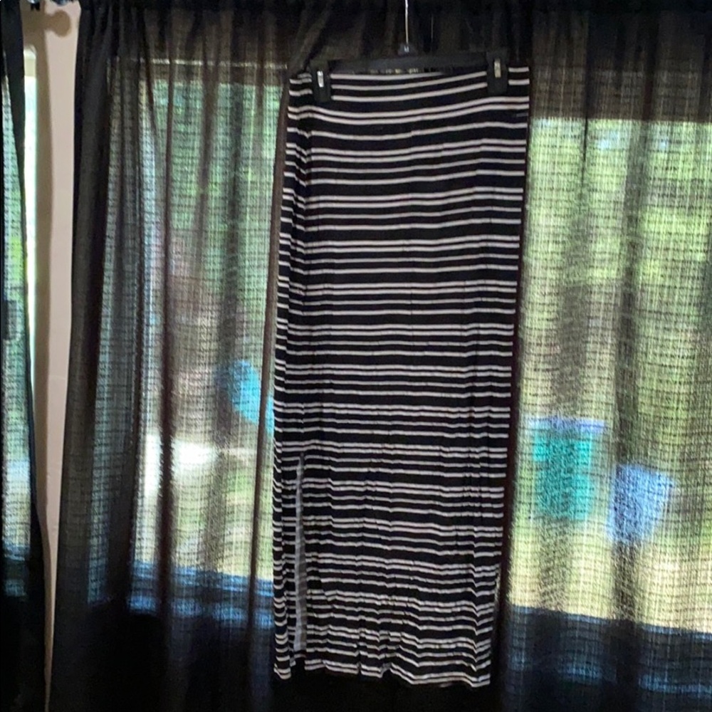 Long skirt 🖤
